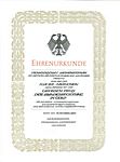 Abb 01 Ehrenurkunde der Fachhochschule Weihenstephan mit ihren Instituten Zierpflanzenbau und Gemüsebau auf der IGA '83 München mit dem Großen Preis der Bundesrepublik in Gold für die besten Informationschau Balkonkastenbepflanzung und Biologische Schädlingsbekämpfung