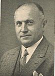 Abb. 04 Direktor Johann BICKEL, 1923 - 1945 (Foto: BECKER-DILLINGEN, J. 1954: Festschrift zum 150 jährigen Bestehen der Staatl. Lehr- und Forschungsanstalt für Gartenbau in Weihenstephan, Bayerischer Landwirtschaftsverlag , München, Seite 52